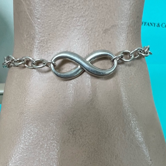 🔴🆑Authentic TIFFANY & CO INFINITY VINTAGE Sterling Silver Link Bracelet 🆑🔴 - Picture 4 of 9